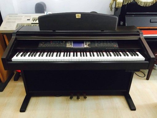 YAMAHA CVP205