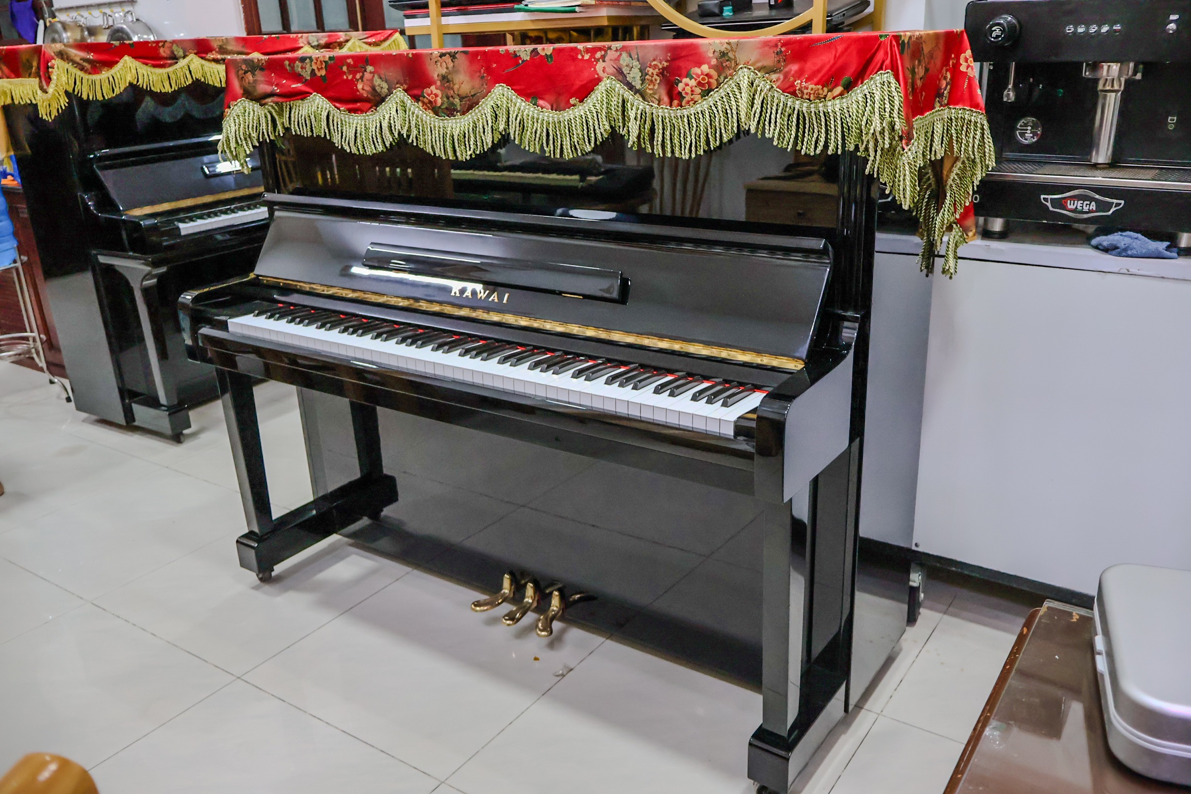 Piano kawai BL31